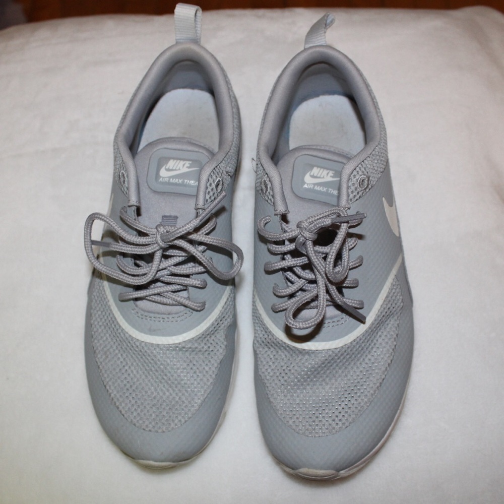 Nike Air Max Thea sz 7.5